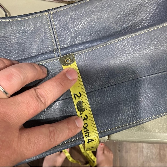 Fossil blue leather shoulder bag 12” x 6.5” x 3.75” - Picture 13 of 13